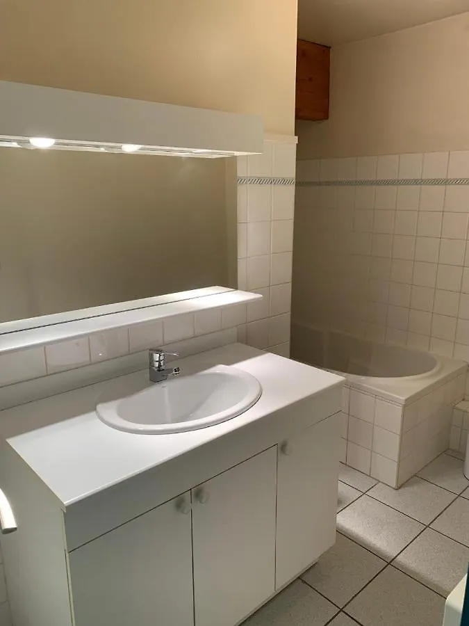 Appartement Centre Ville Luz Saint Sauveur T4 Pour 10 Personnes Luz-Saint-Sauveur 0*,  France